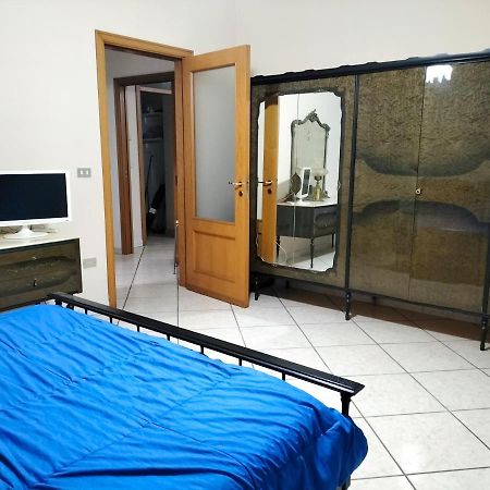 La Casa Di Sissi - Appartamento Indipendente Con Due Camere Da Letto Baiano  Exterior foto